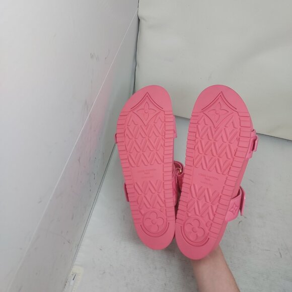 LOUIS VUITTON Pink LV Monogram Bom Dia Flat Slide Sandal - Picture 2 of 12